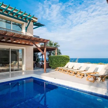 Artisan Seafront 7 Πρωταράς