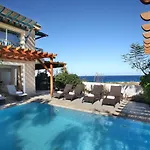 Artisan Seafront 7 Villa Protaras