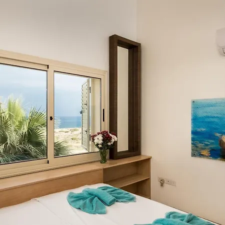 فيلة Artisan Seafront 7 بروتاراس